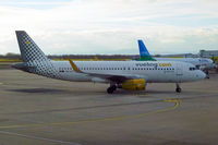 EC-LVT @ LOWW - At Vienna - by Micha Lueck