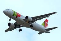 CS-TNW @ EGLL - CS-TNW   Airbus A320-214 [2792] (TAP Portugal) Home~G 29/06/2014 - by Ray Barber