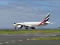 A6-ECS @ NZAA - waiting to go - by Magnaman