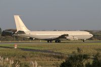 4X-JYV @ LFRB - Israeli Air Force Boeing 707-3L6C, Taxiing rwy 25L, Brest-Bretagne Airport (LFRB-BES) - by Yves-Q