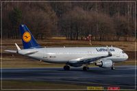D-AIUS @ EDDK - Airbus A320-214 - by Jerzy Maciaszek