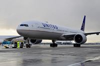 N2142U @ KSFO - SFO 2019. - by Clayton Eddy