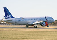 EI-SII @ CPH - Copenhagen 28.2.2019 L/D R-04L - by leo larsen