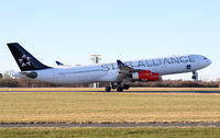 OY-KBM @ CPH - Copenhagen 28.2.2019 L/D R-04L - by leo larsen