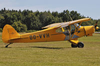 OO-VVH @ EBTX - Seen on this airfield during my ride from Woensdrecht