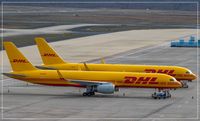 G-DHKT @ EDDK - Boeing 757-200 - by Jerzy Maciaszek