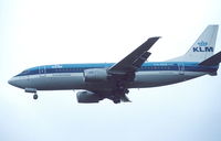 PH-BDE @ CPH - Copenhagen 25.7.1990 - by leo larsen