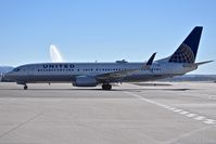 N76533 @ KBOI - Taxiing to the gate.
