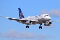 N889UA @ KBOI - Approach to RWY 10L.