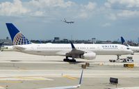 N57111 @ EWR -  - by fink123