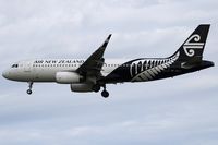 ZK-OXJ @ NZCH - finals - by Bill Mallinson