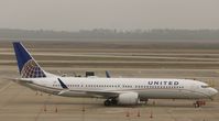 N37510 @ KIAH - Boeing 737-9 MAX