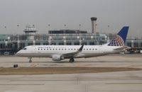 N122SY @ KORD - ERJ-170-200LR