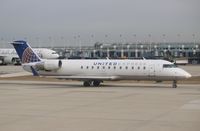 N905SW @ KORD - CL-600-2B19 - by Mark Pasqualino