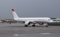 N757SS @ KPHX - Boeing 757-236