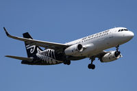 ZK-OXB @ NZCH - finals to 02 - by Bill Mallinson