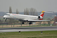 EC-MVC @ EBBR - Landing at Brussels rwy 25 L. - by Jef Pets