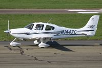 N1447C @ LFPN - Taxiing - by Romain Roux