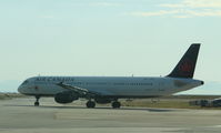 C-GIUB @ YVR - Taxing at YVR - by quist