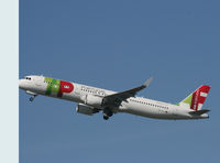 CS-TJI @ EKCH - CS-TJI yaking off rw 22R - by Erik Oxtorp