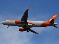 G-EZWI @ LFBD - U26121 from Bristol BRS landing runway 23 - by Jean Christophe Ravon - FRENCHSKY