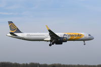EI-LIA @ EGSH - Landing at Norwich. - by Graham Reeve