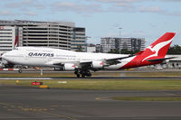VH-OEB @ YSSY - ONTO 16R - by Bill Mallinson