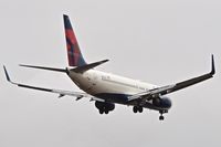 N391DA @ KBOI - Landing RWY 10L.