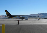 N415UP @ KRNO - waiting at Reno airport - by olivier Cortot