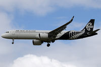 ZK-NNC @ NZCH - FINALS TO 02 - by Bill Mallinson