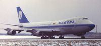 OO-SGA @ EBBR - Taxiing at Brussels towards t/o rwy 02 - by j.van mierlo