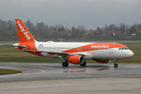 OE-IZS @ LOWG - Easy Jet A320-200 @GRZ