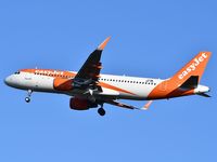 OE-IVD @ LFBD - easyJet Europe U21371 from Geneva (GVA) landing runway 05 - by Jean Christophe Ravon - FRENCHSKY