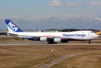 JA18KZ @ LIMC - Taxiing - by micka2b