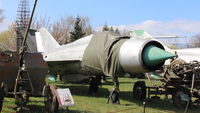 6604 - Museum of Military Technology
Fort Sadyba, Warsaw, Poland - by G. Crisp