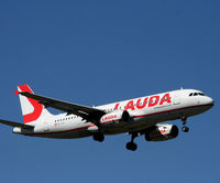 OE-IHD @ EKCH - OE-IHD landing rw 04L