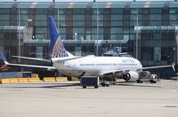 N65832 @ KORD - Boeing 737-924/ER - by Mark Pasqualino