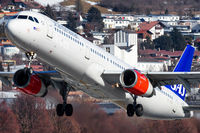 OY-KBB @ LOWI - OY-KBB @ Innsbruck Airport