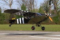 OO-H16 @ EBUL - Precision landing contest. - by Raymond De Clercq