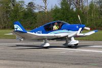 OO-NZV @ EBUL - Precision landing contest.