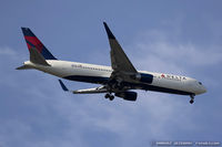 N180DN @ KJFK - Boeing 767-332/ER - Delta Air Lines  C/N 25985, N180DN