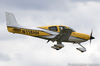 N118HH @ KFRG - Cirrus SR22  C/N 4427, N118HH