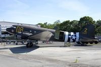 N15SJ @ KFRG - Douglas DC-3C Skytrain Second Chance C/N 33049, N15SJ - by Dariusz Jezewski  FotoDJ.com