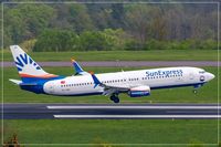 TC-SEI @ EDDR - Boeing 737-8HC - by Jerzy Maciaszek