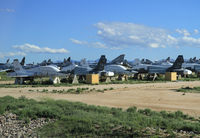 61-0909 @ DMA - white one on the left - by olivier Cortot