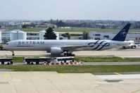 F-GZNE @ LFBO - Air France B773 - by FerryPNL