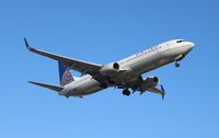 N81449 @ KLAX - United - by Florida Metal