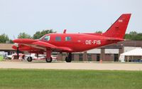OE-FIS @ KOSH - PA-31T