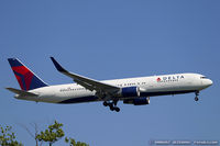 N152DL @ KJFK - Boeing 767-3P6/ER - Delta Air Lines  C/N 24984, N152DL