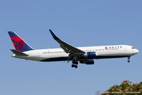 N192DA @ KJFK - Diamond DA-20A-1 Katana  C/N 10060, N192DA